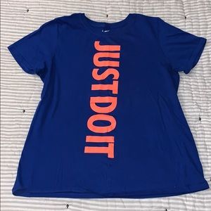 Women’s Nike Shirt